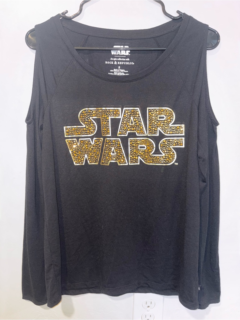 Rock & Republic x Star Wars Cold Shoulder Top